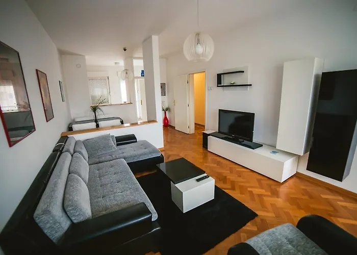 Viktorija Apartment